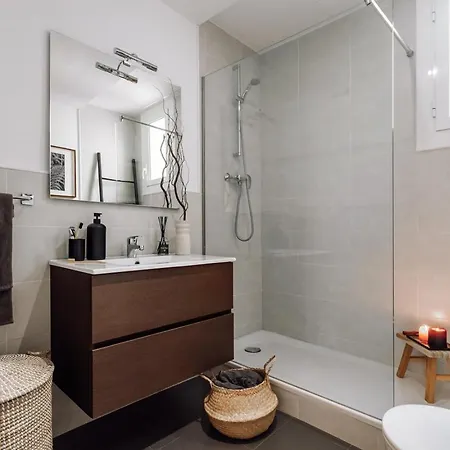 Kambove - 2 Bedrooms In Eixample Dreta Appartement
