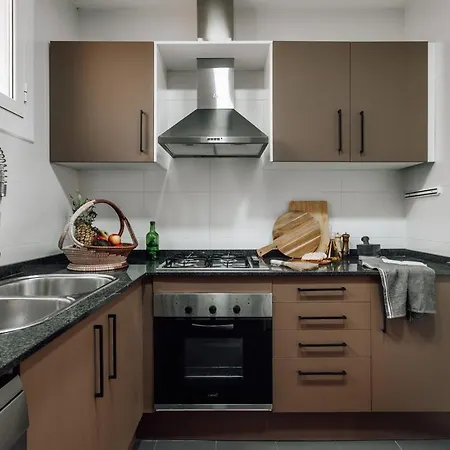 Apartment Kambove - 2 Bedrooms In Eixample Dreta *